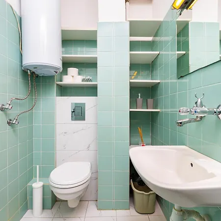 Apartment Azuuro - 1bd Near The Center By Flat Manager