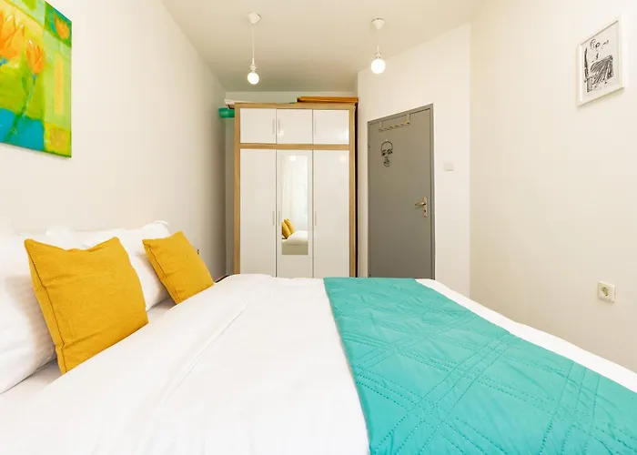 Apartamento Azuuro - 1bd Near The Center By Flat Manager